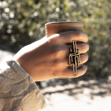 Load image into Gallery viewer, Loop Ring