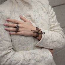 Load image into Gallery viewer, Loop Ring