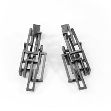 Load image into Gallery viewer, Loop Earring