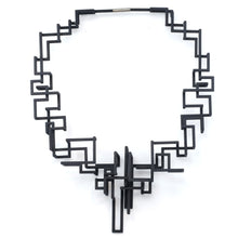 Load image into Gallery viewer, Loop Necklace
